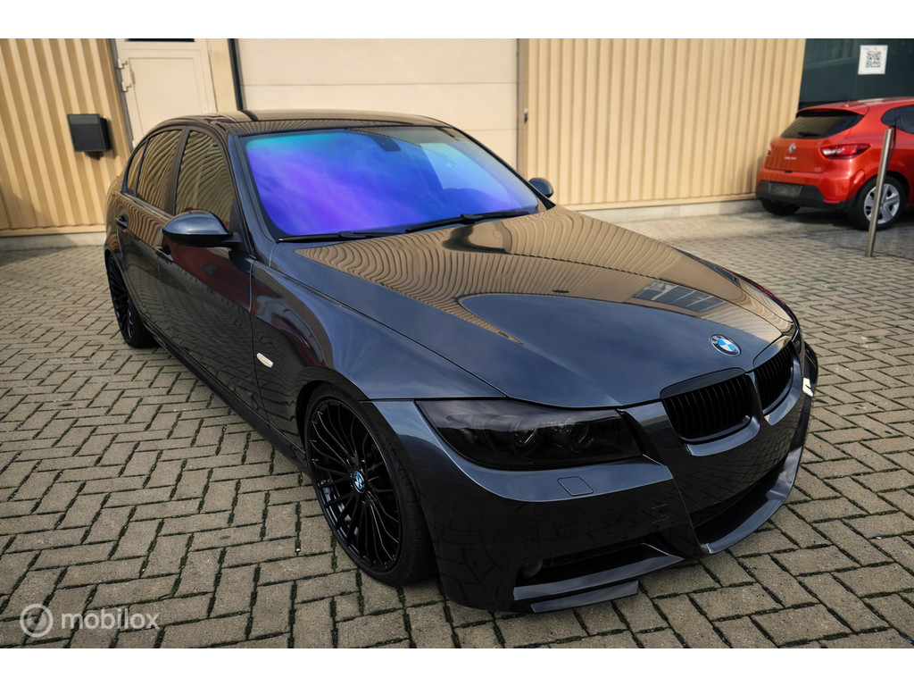 BMW 3 Serie 335i e90 52078763-1.jpg | Autowereld Royaal